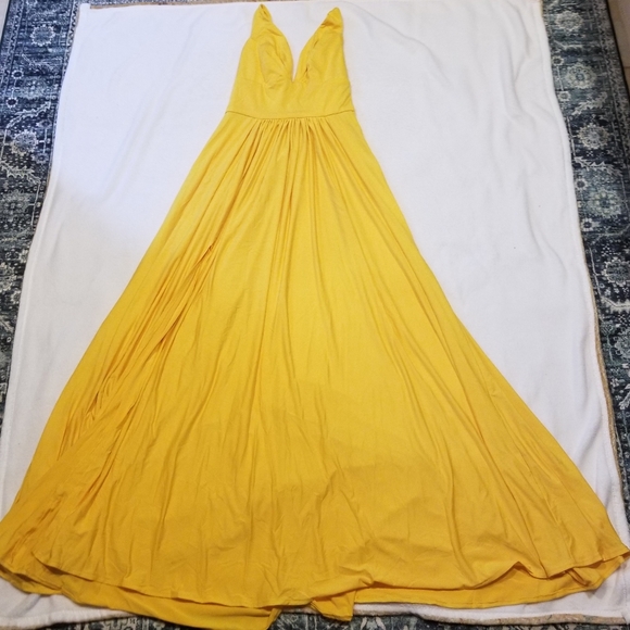 S.L. Fashions Yellow Summer Maxi Dress Size Medium - Picture 13 of 14